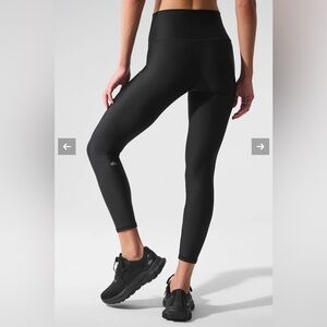 ALO Yoga 7/8 High-Waist Airlift Leggings